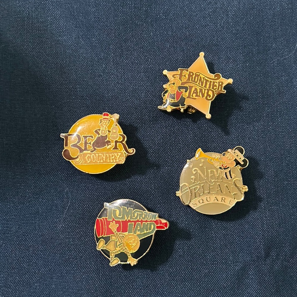 For @ambernetto - Disneyland 30th anniversary land pins lot take 2